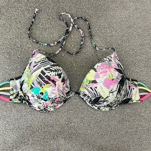 Victoria’s Secret Bikini Top